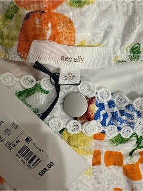 NWT dee elly white multicolor floral pants - Medium